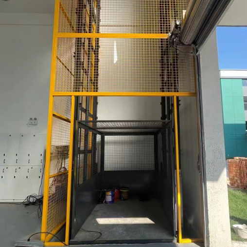 咸阳导轨式升降机助力物流园破解运输难题